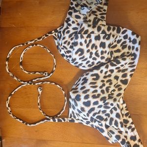 NWOT Victoria Secret Swim Top